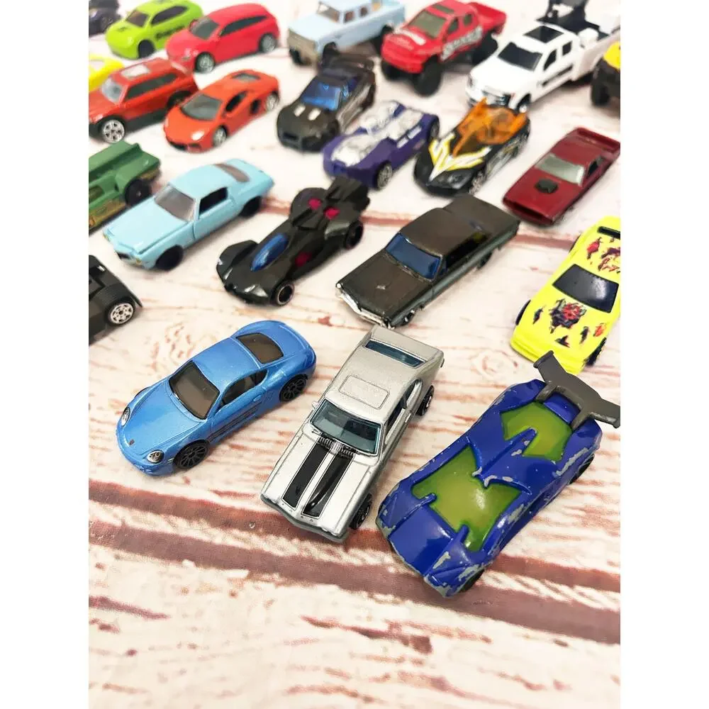 HOT WHEELS & MATCHBOX Diecast Car Lot 33 Mixed Variety Trucks Racing Classics